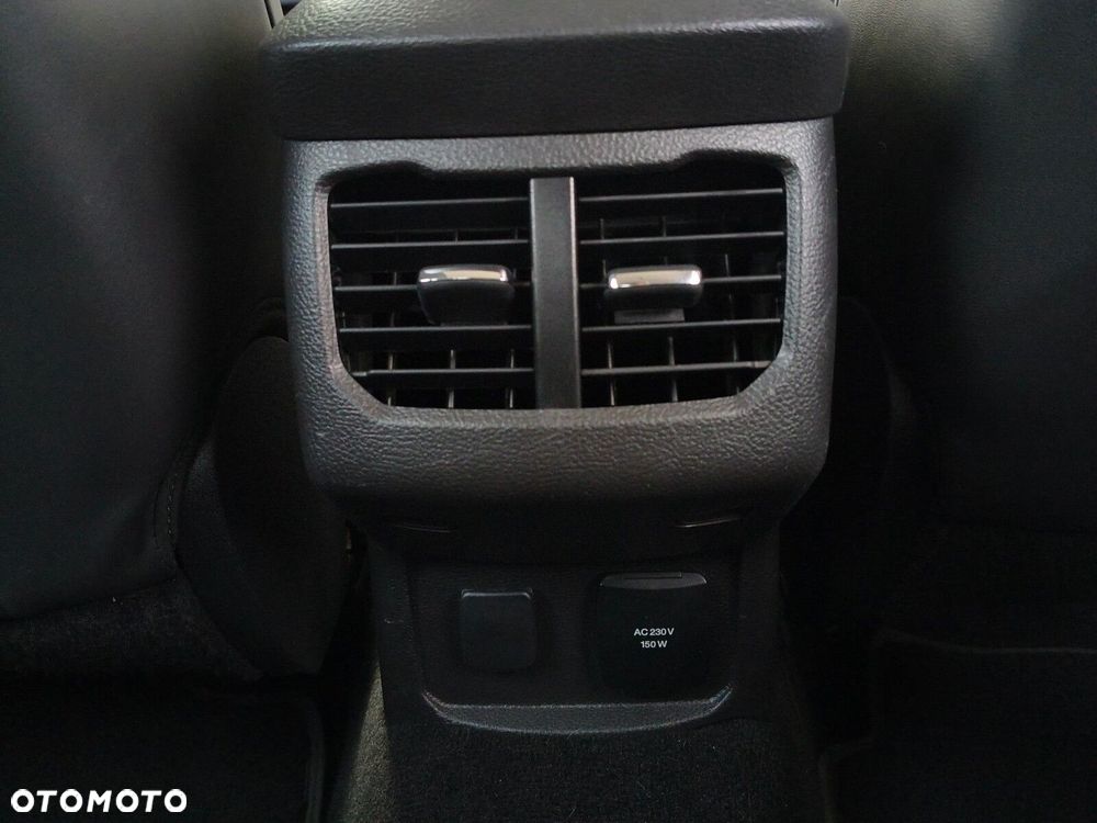 Ford Mondeo 2.0 EcoBlue Vignale - 28
