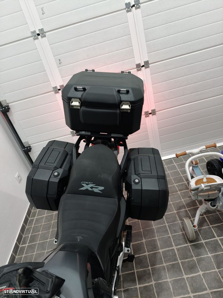 BMW F 900 XR 900 XR Triple  Black Style - 1