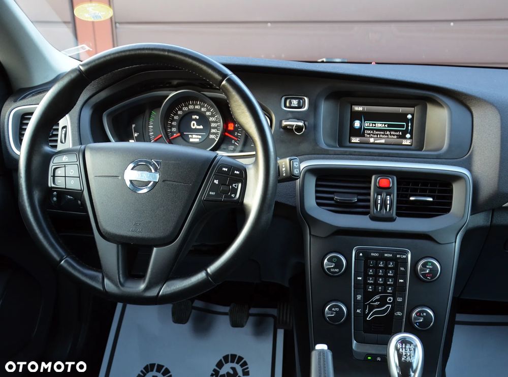 Volvo V40 Cross Country D2 - 25