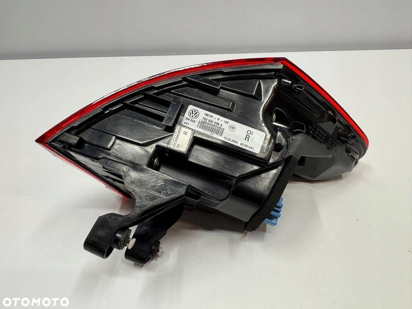 Volkswagen VW Touareg III 3 760 Lampa Prawa Tył Tylna 760945208A - 4