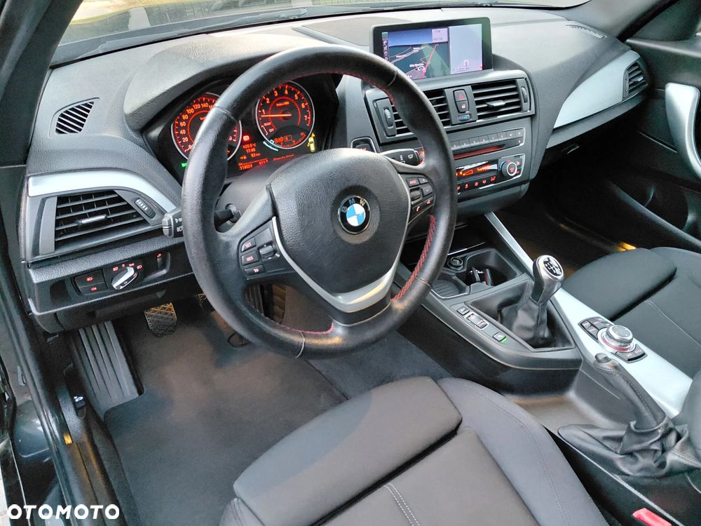 BMW Seria 1 - 22