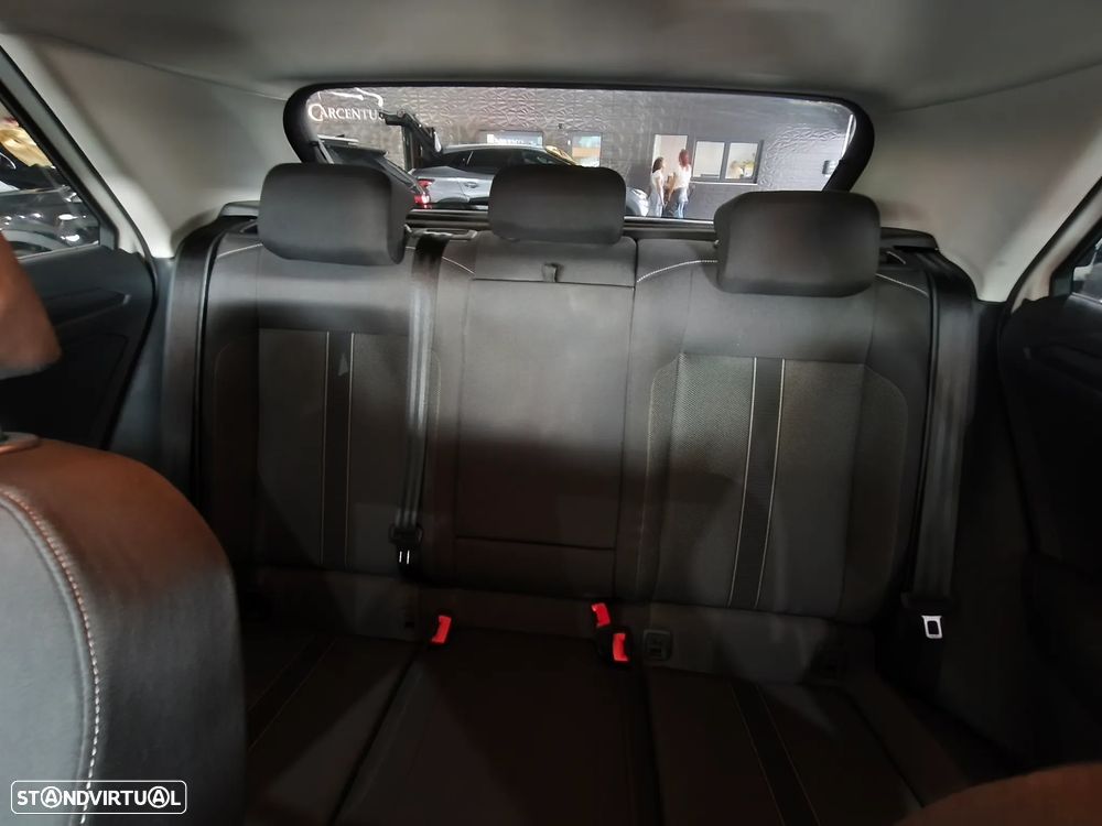 VW T-Roc 1.0 TSI Urban - 6