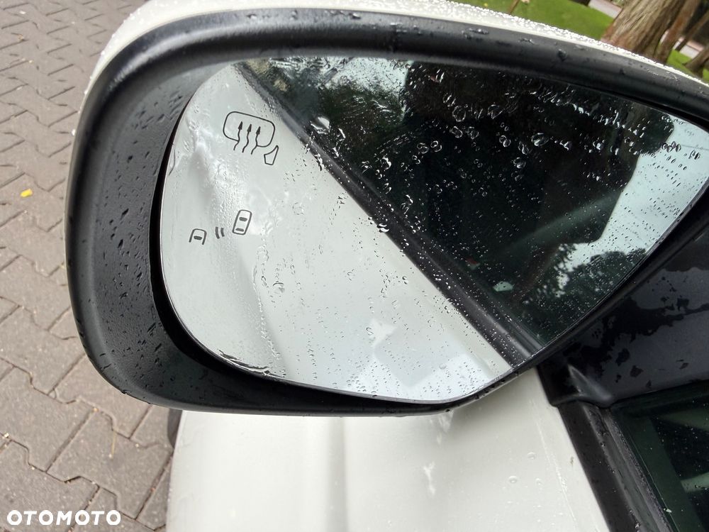 Suzuki Swift 1.2 Dualjet SHVS Premium Plus CVT - 8