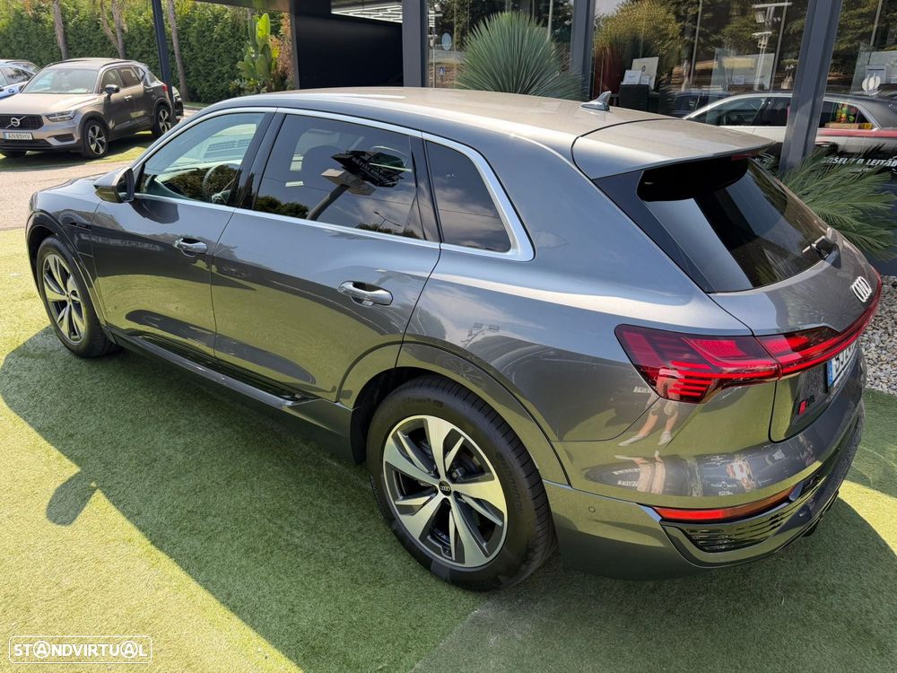 Audi Q8 e-Tron 50 quattro S line - 16