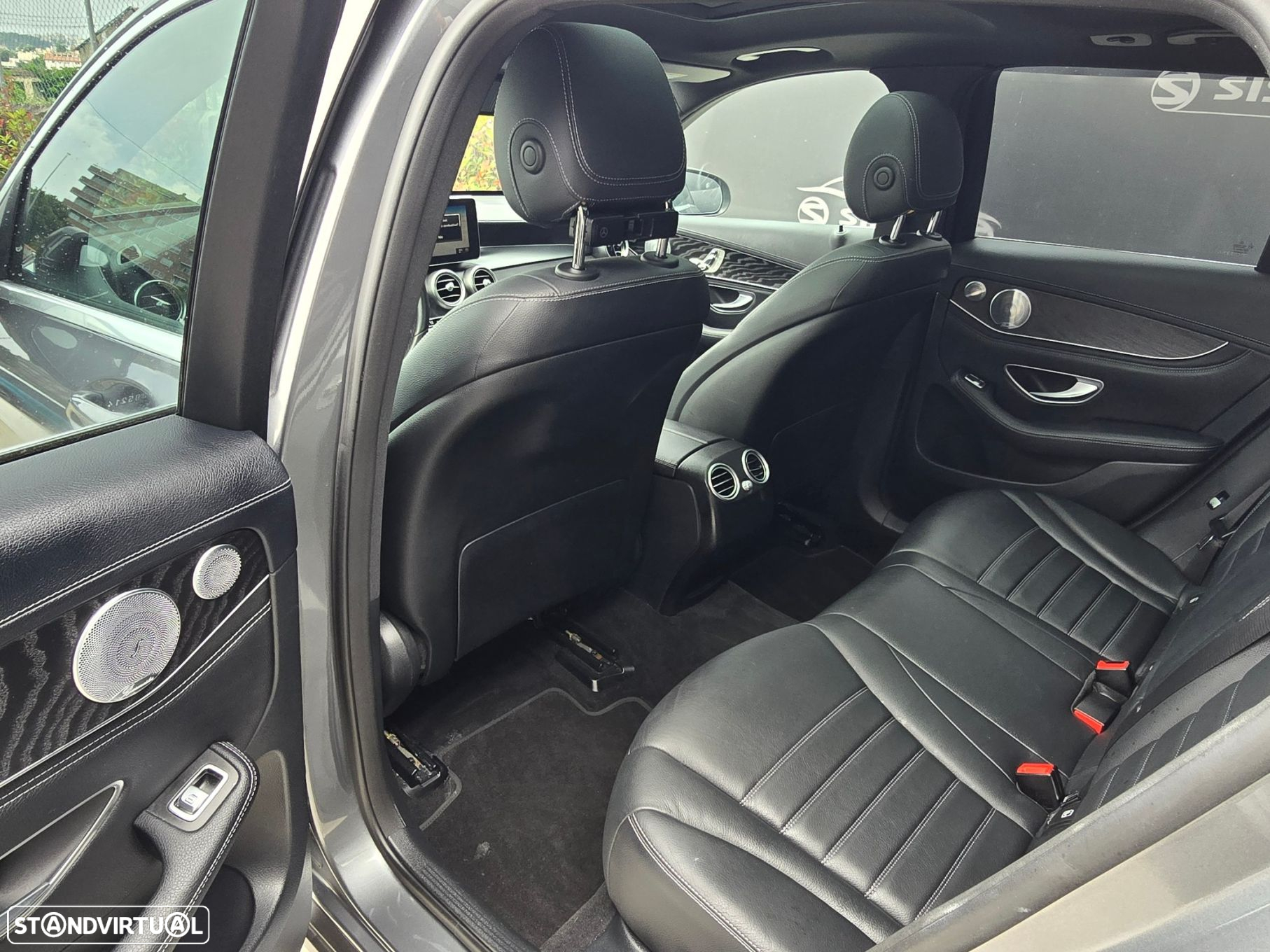 Mercedes-Benz GLC 350 - 31