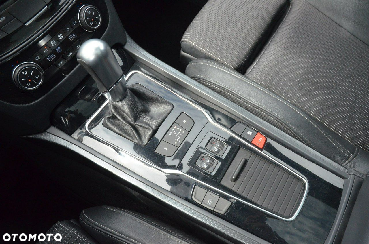 Peugeot 508 RXH BlueHDi 180 EAT6 Stop&Start - 28