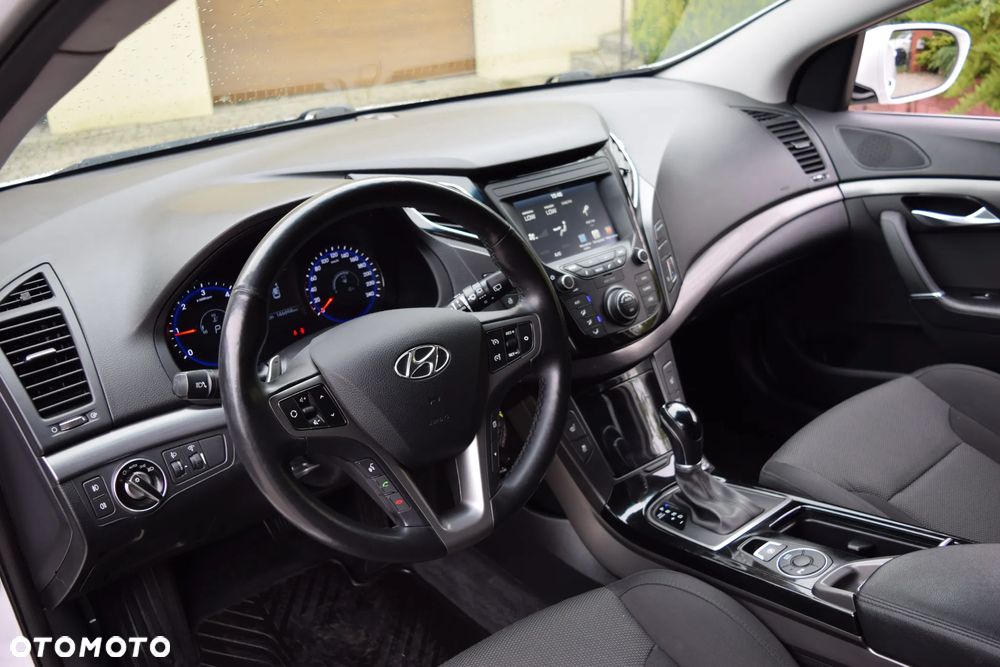 Hyundai i40 1.7 CRDi BlueDrive Premium DCT - 14