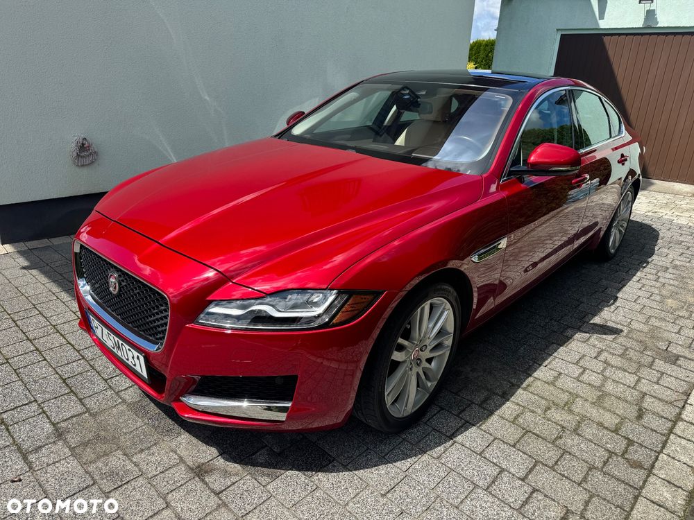 Jaguar XF 3.0 V6 S - 1