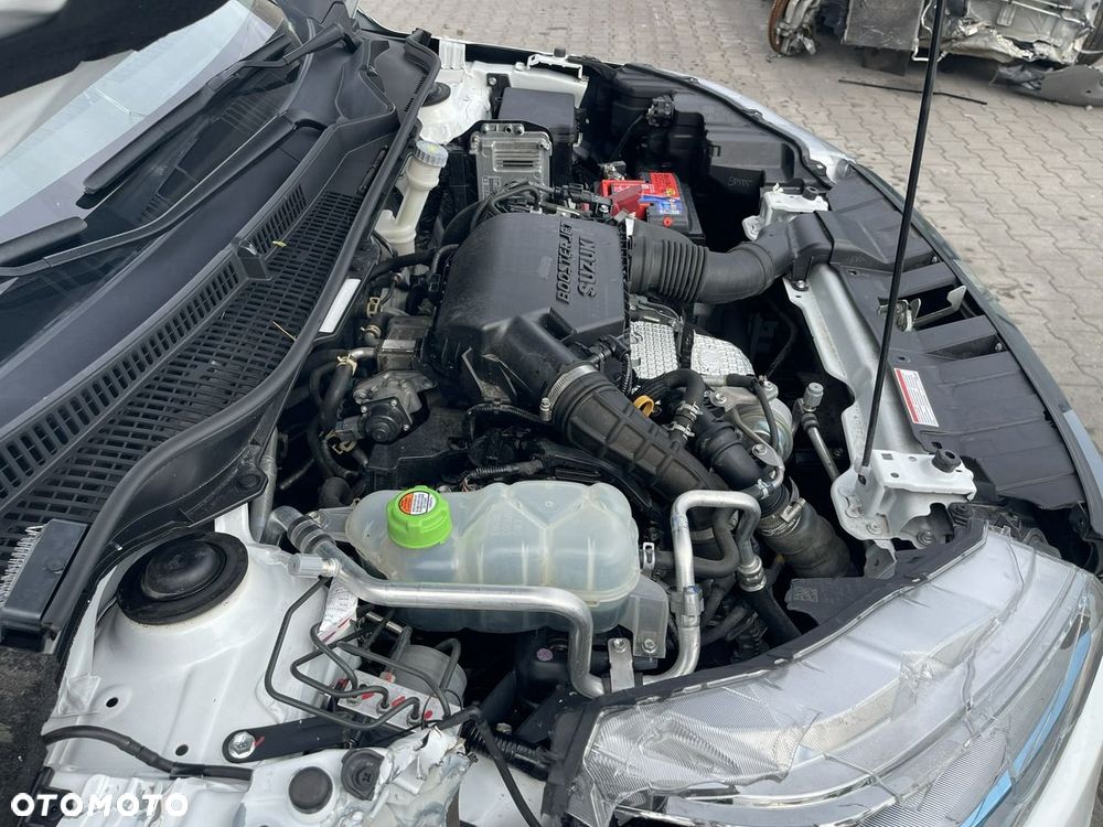 Suzuki Vitara 1.4 Boosterjet Hybrid Automatik Comfort - 11