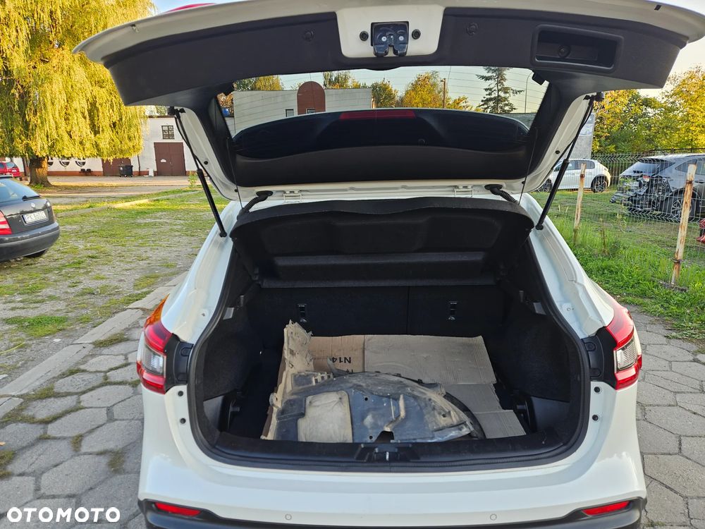 Nissan Qashqai 1.5 dCi Tekna - 11