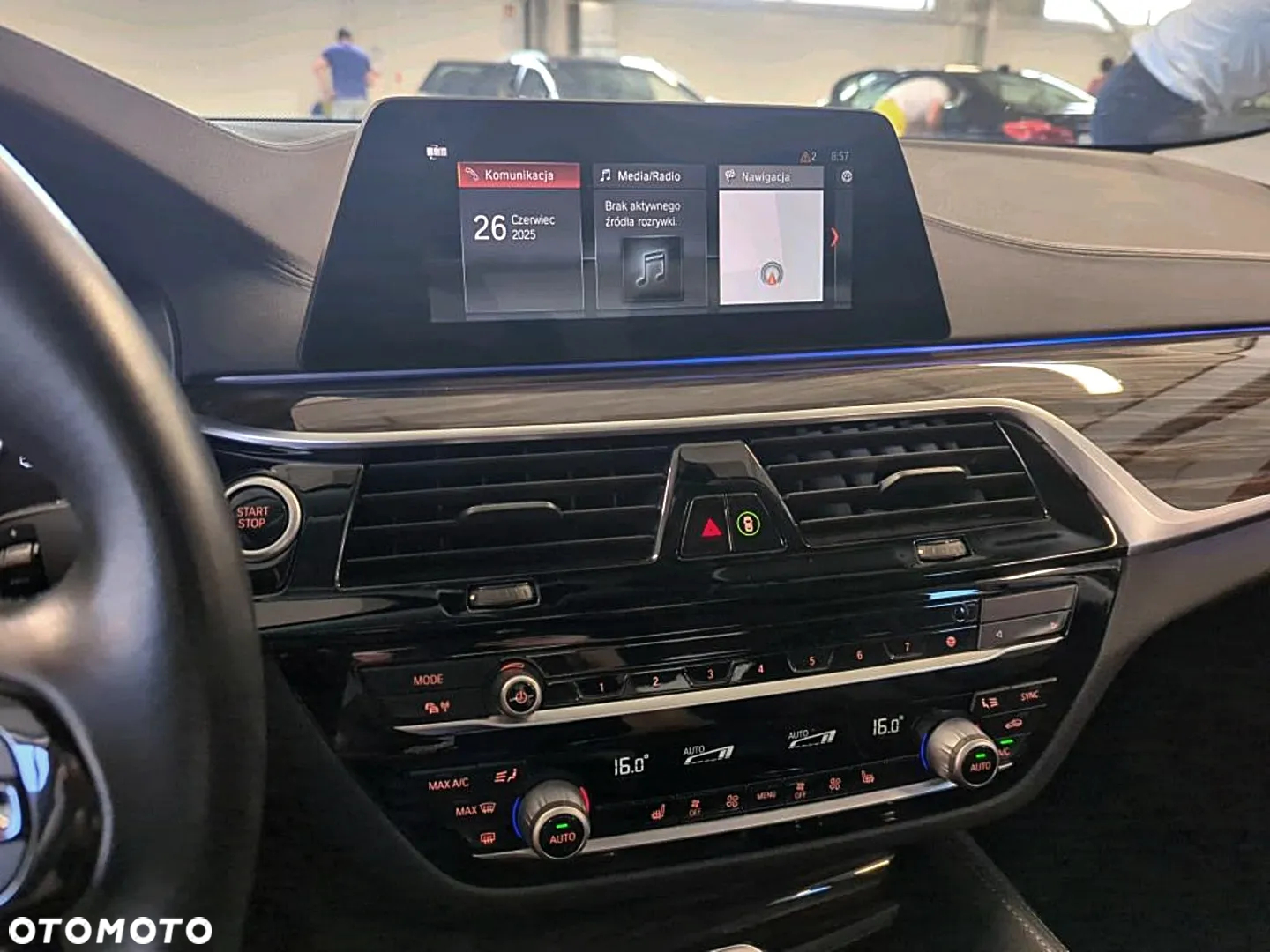 BMW Seria 5 530e xDrive PHEV - 8