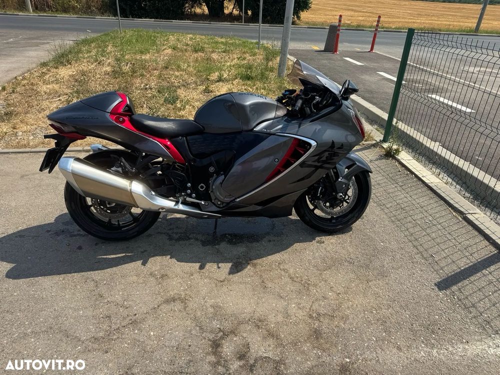 Suzuki GSX 1300R Hayabusa - 7