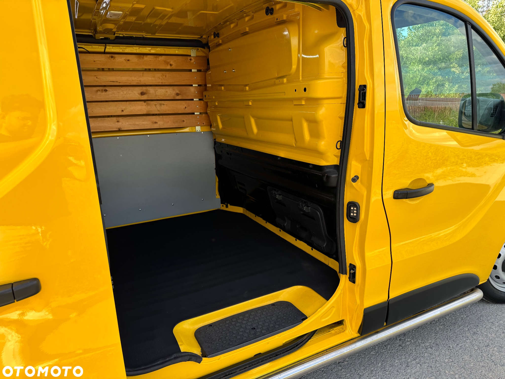 Renault Trafic - 15