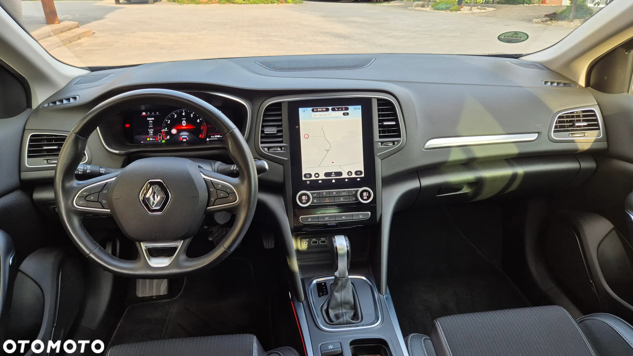 Renault Megane 1.3 TCe FAP Techno EDC - 9