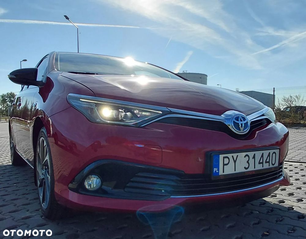 Toyota Auris Hybrid 135 Dynamic - 2