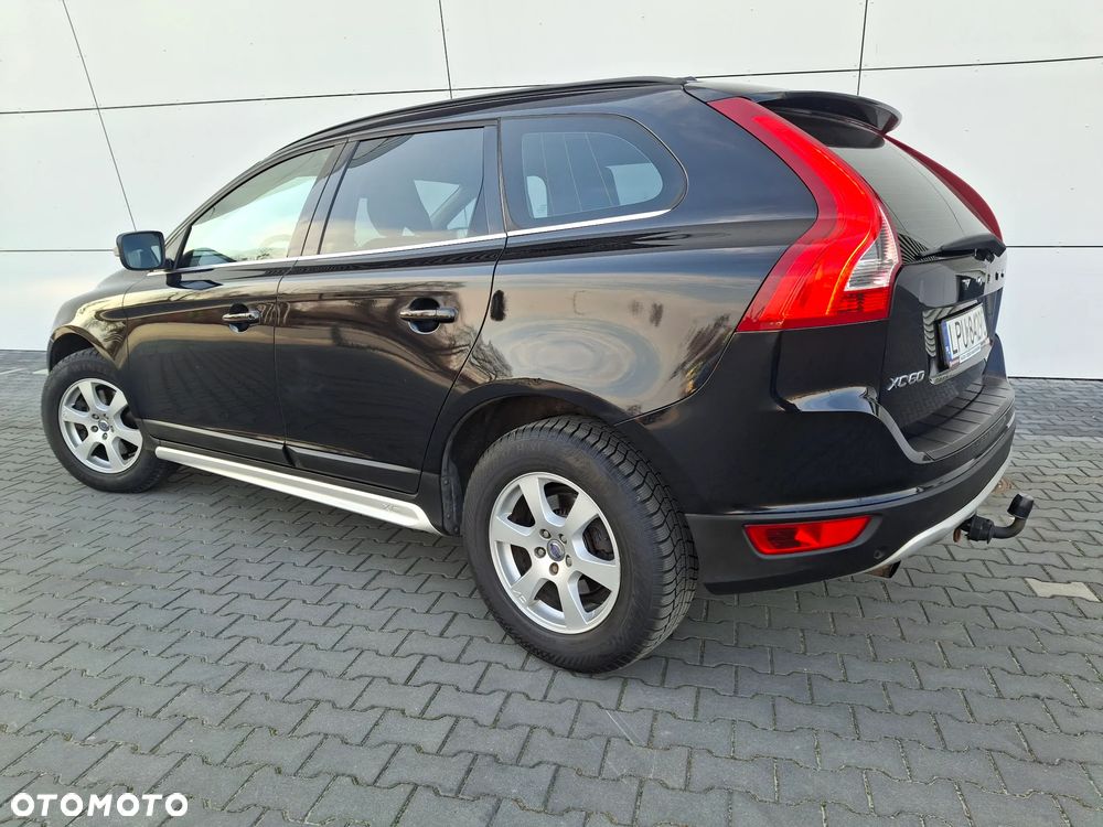 Volvo XC 60 D3 Summum - 4