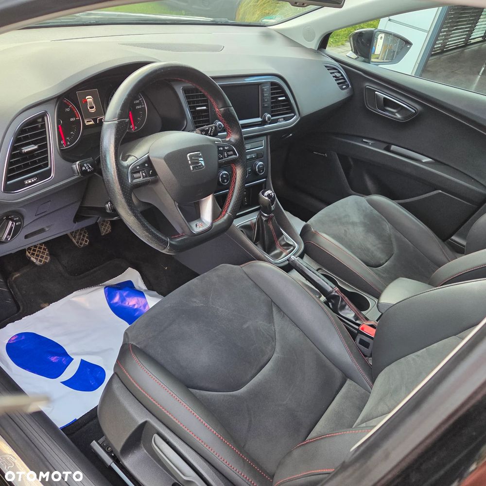 Seat Leon 1.8 TSI FR Black S&S - 11