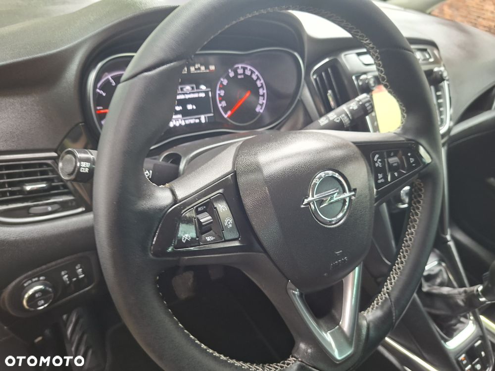 Opel Zafira 1.4 Turbo Business Edition - 13