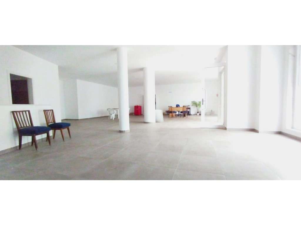 Loja para Venda no centro de Queijas, Oeiras - Grande imagem: 3/10