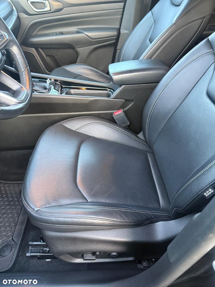 Jeep Compass - 4