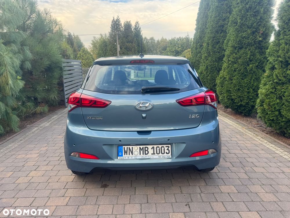 Hyundai i20 blue 1.2 YES!+ - 12