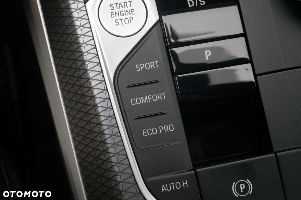 BMW Seria 3 - 23