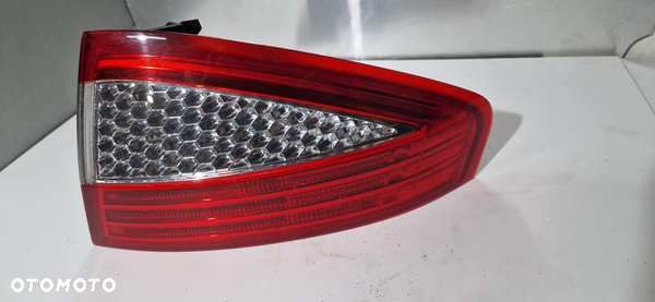 Lampa prawy lewy tył Ford Mondeo mk4 HB