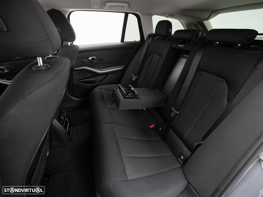 BMW 320 e Auto - 11