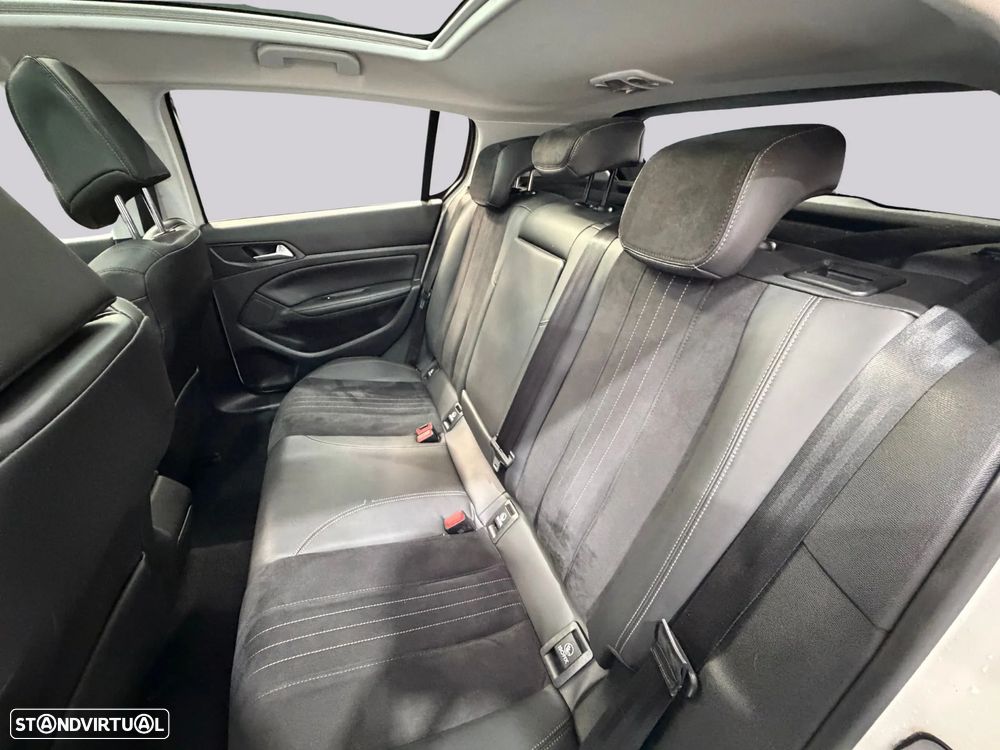 Peugeot 308 - 40