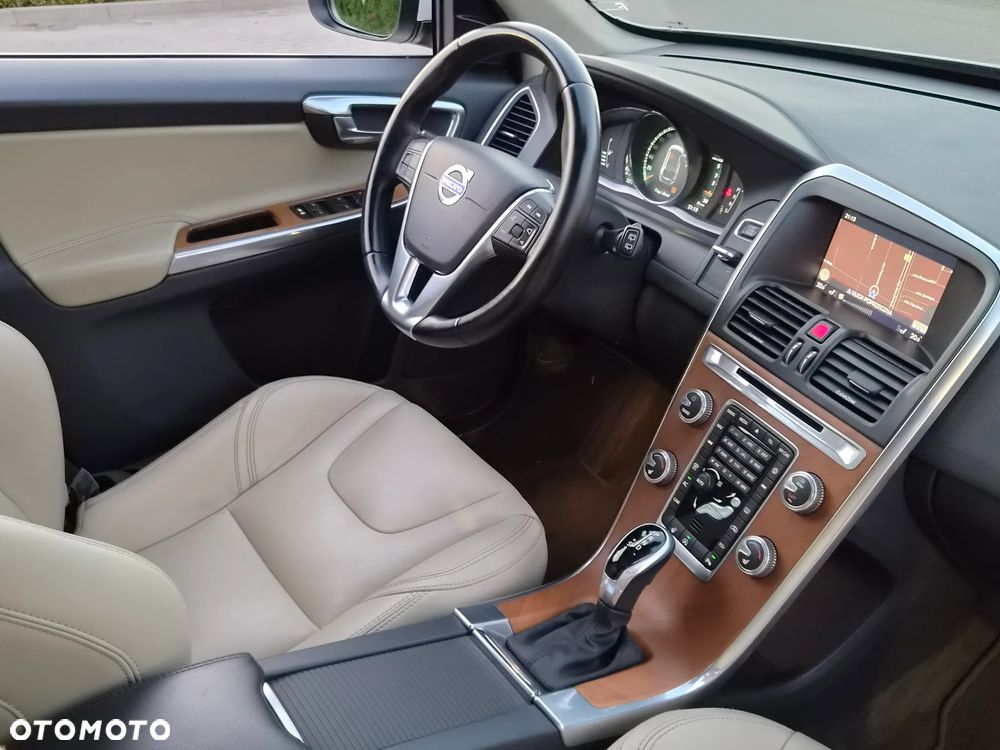 Volvo XC 60 D4 Drive-E Summum - 10