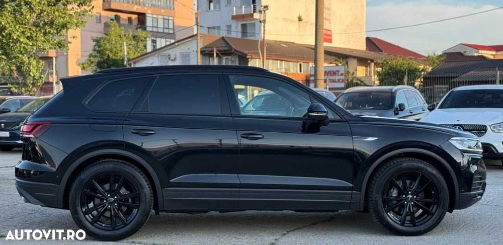 VOLKSWAGEN Touareg 2023 — imagine 49