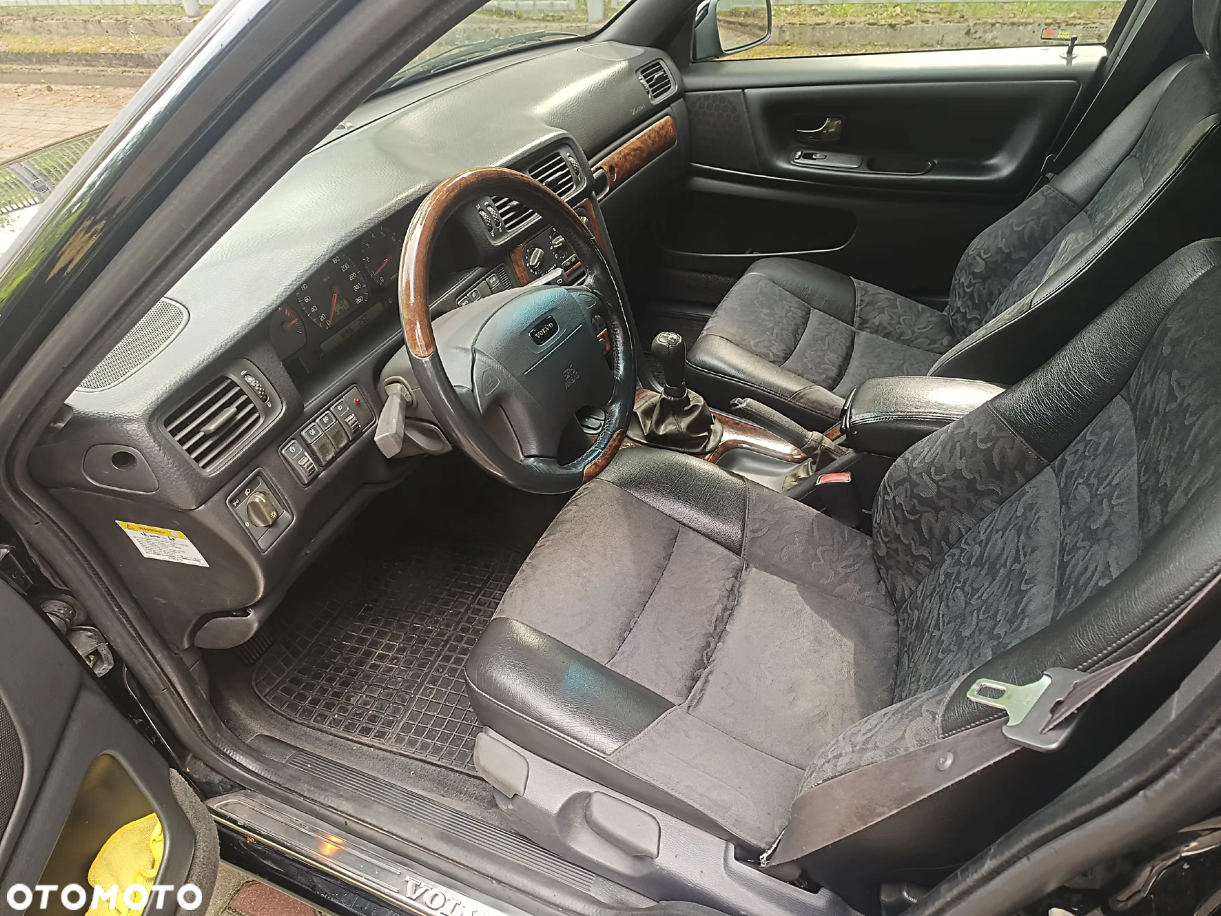 Volvo V70 2.5 AWD - 8