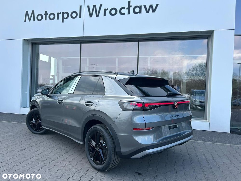 Volkswagen T-Roc - 4