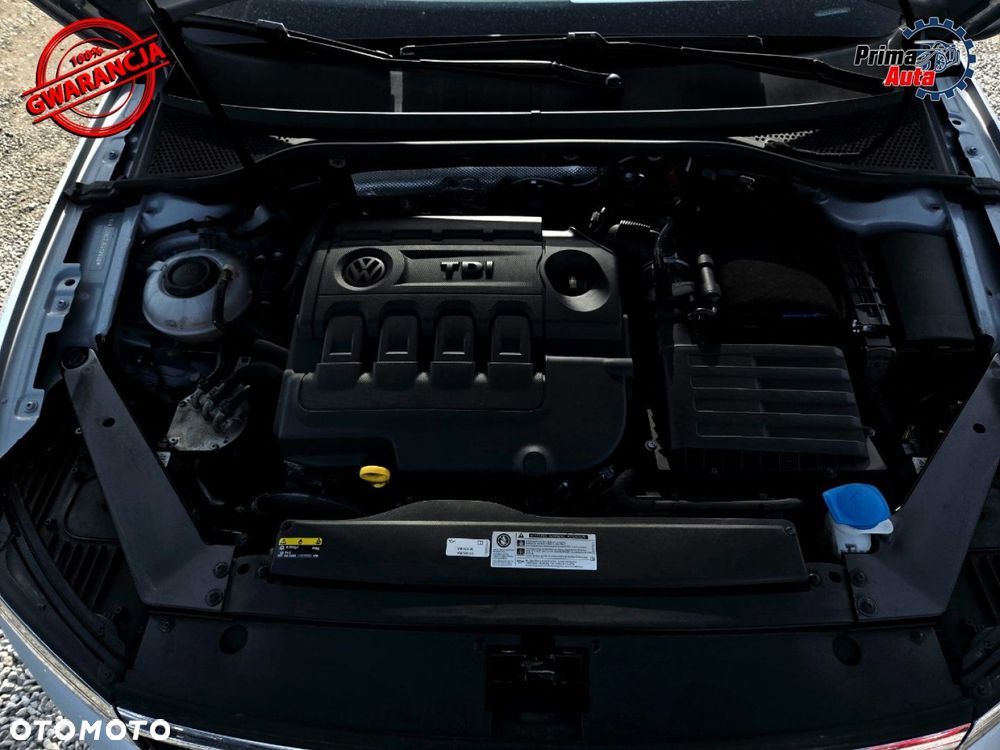 Volkswagen Passat - 32