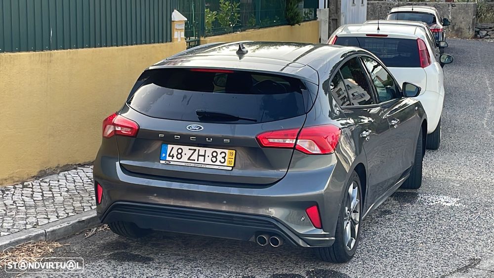 Ford Focus 1.0 EcoBoost ST-Line - 10