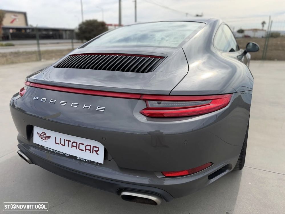Porsche 911 (991) Carrera 4 PDK - 12