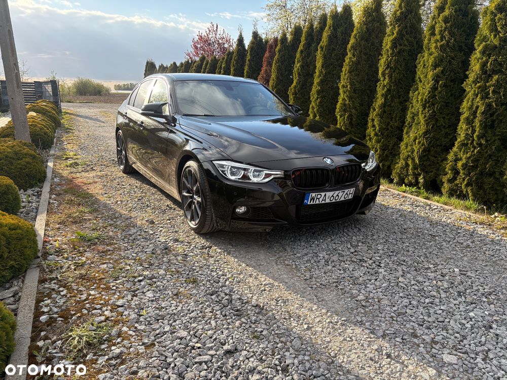 BMW Seria 3 330d M Sport - 12
