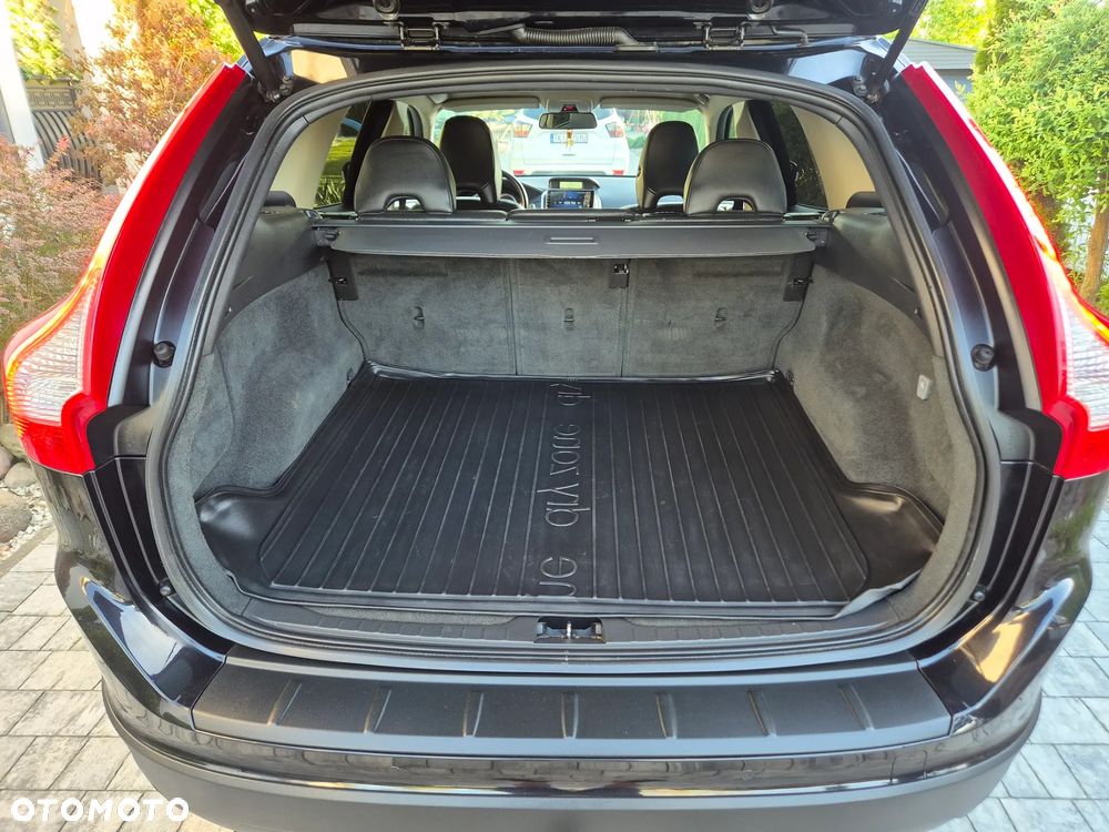 Volvo XC 60 2.4D Kinetic - 26