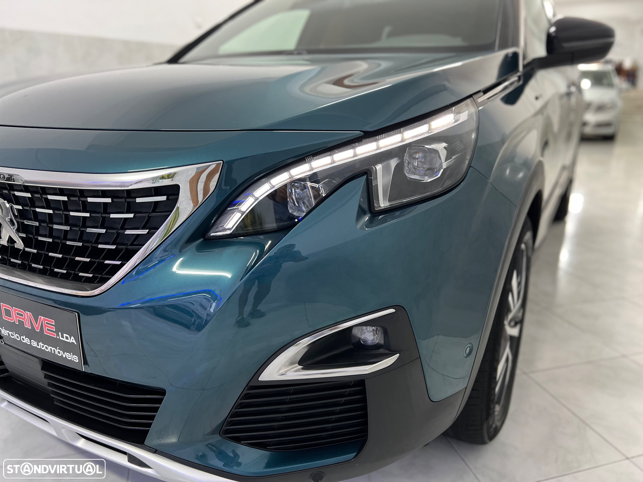Peugeot 5008 1.5 BlueHDi GT Line EAT8 - 5