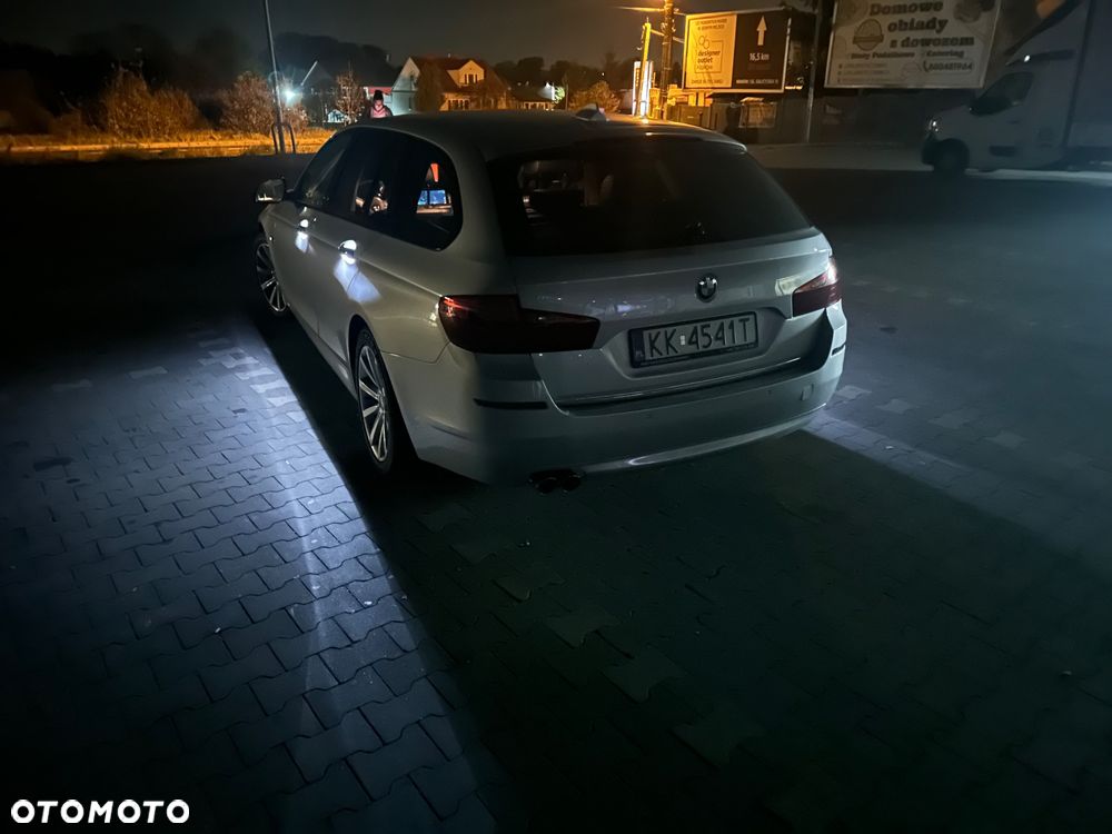 BMW Seria 5 2016 photo 4