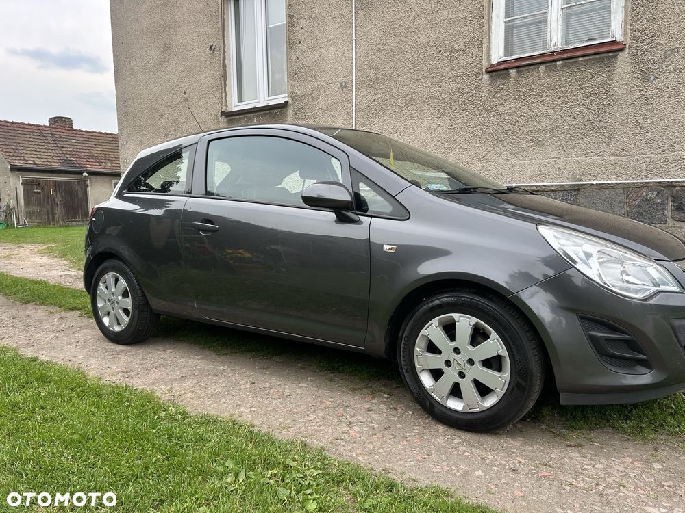 Opel Corsa - 3