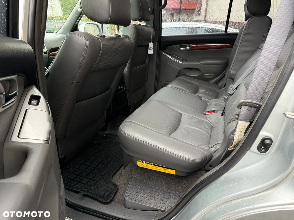 Toyota Land Cruiser 3.0 D Sol - 17