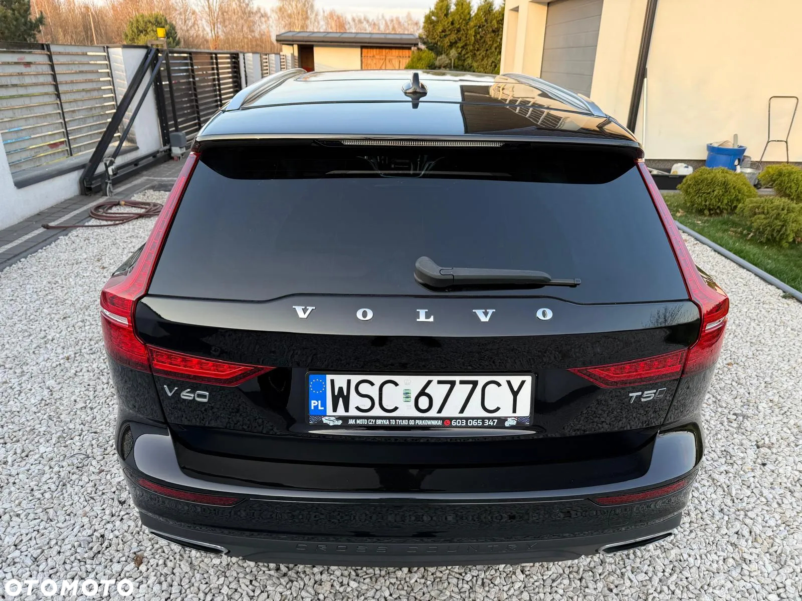 Volvo V60 Cross Country Pro T5 AWD - 13