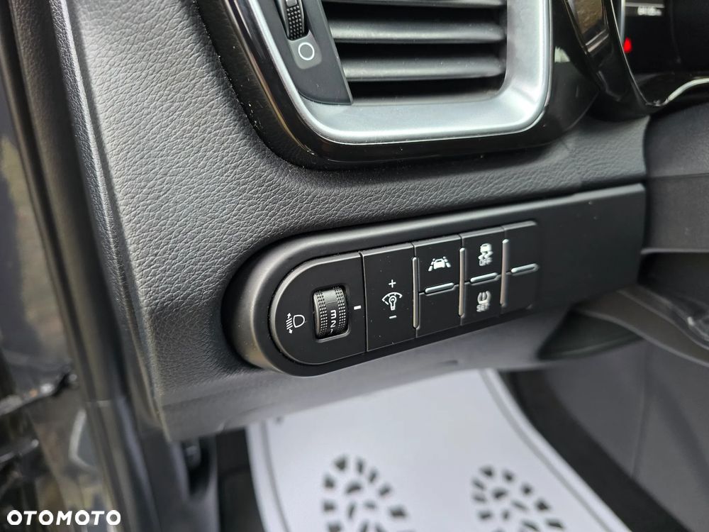 Kia XCeed 1.4 T-GDI OPF VISION - 33