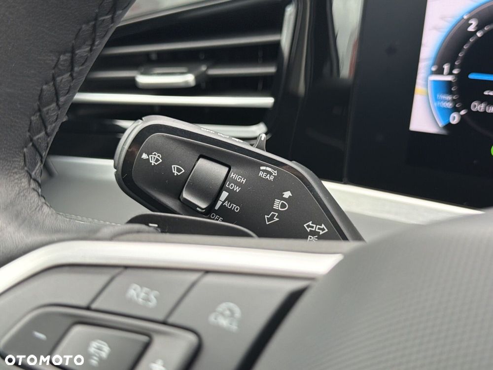 Volkswagen Passat - 19