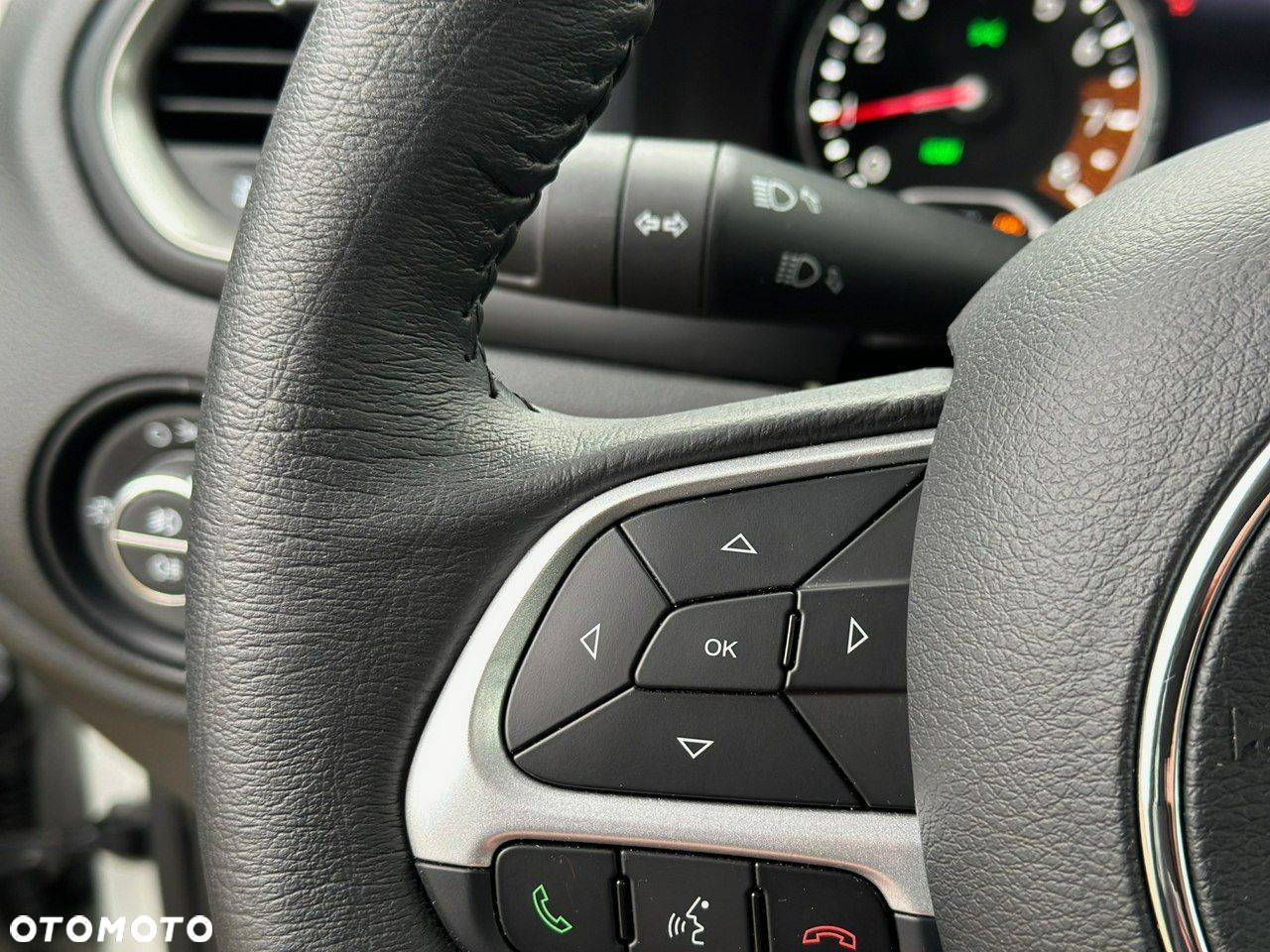 Jeep Renegade - 23