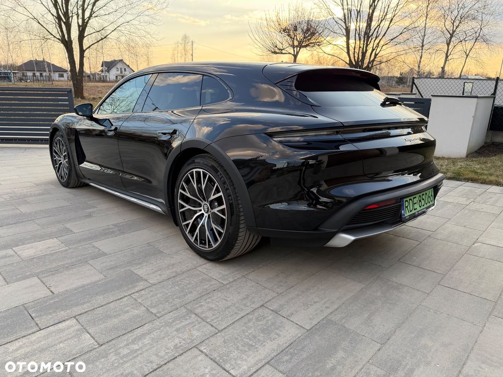 Porsche Taycan 4S Performance Plus - 10