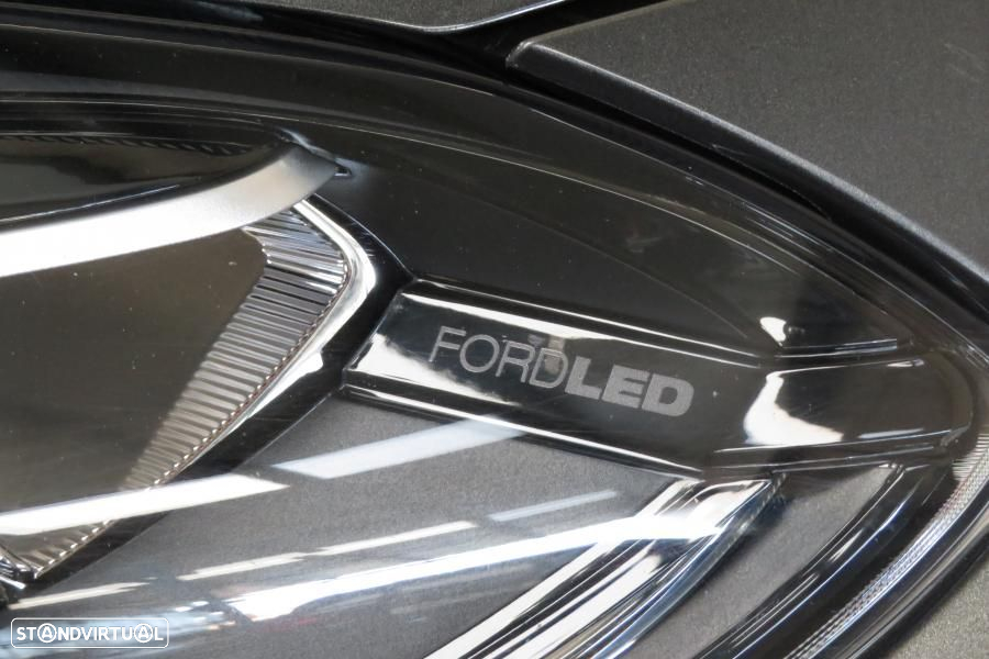 Ford Fiesta 1.0 EcoBoost ST-Line X - 8
