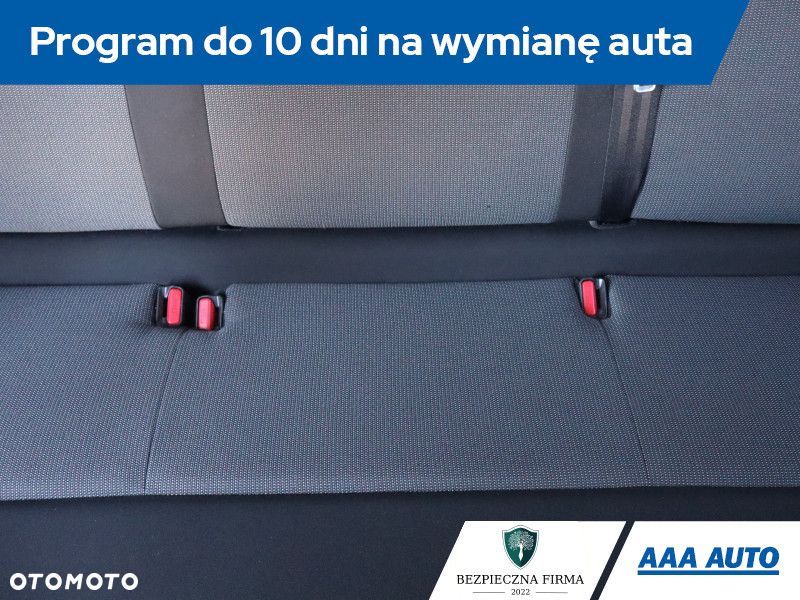 Opel Vivaro - 19