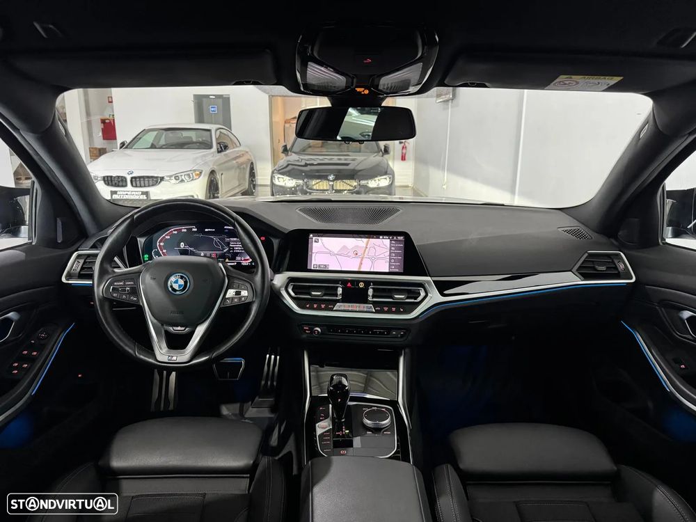 BMW 330 e Pack M Auto - 44